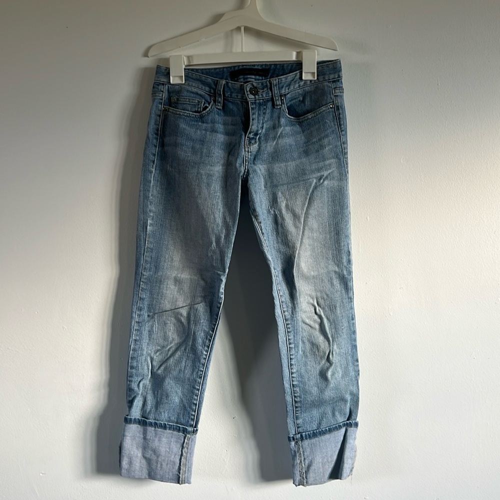 Calvin Klein boyfriend jeans in light wash denim size 26 / 2